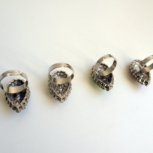 4 Pieces Fashion Rings, Adjustable Bling Rings - Picture 3 of 3